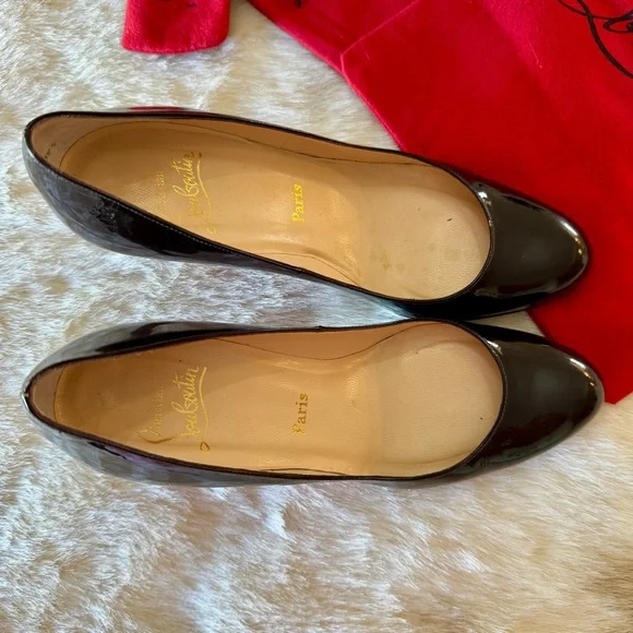 Christian Louboutin black patent round toe pumps 39.5 - Picture 12 of 15